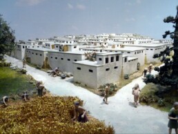 Model of the neolithic settlement ( 7300 BC ) of Catal Höyük By Wolfgang Sauber - Own work, CC BY-SA 4.0